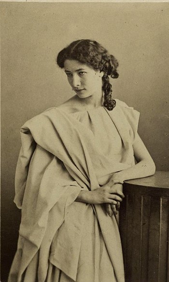 Portrait de Bernhardt, Sarah, (Henriette Rosine Bernard), (1844-1923), actrice - Atelier Nadar (Musée Carnavalet - Histoire de Paris)