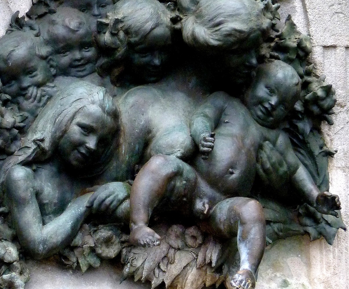 Émile Deré - Fontaine des innocents, Square Louise Michel - Paris XVIIIe (Détail)