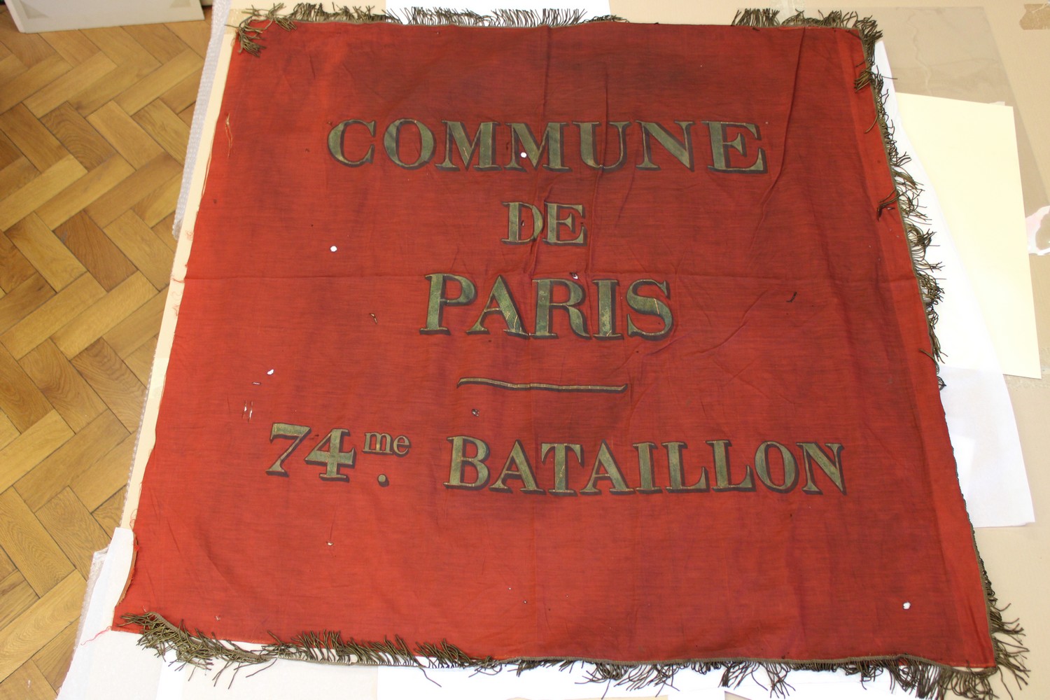 Drapeaux de la Commune au Musée historique de la ville de Mulhouse en Alsace n° inventaire 3287 (Photos ©MHM)