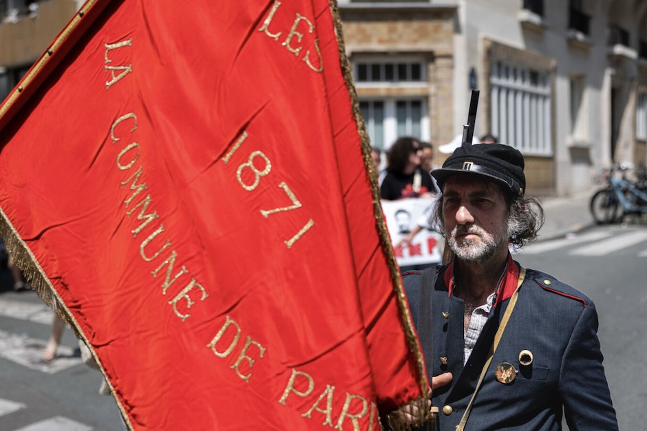 Montée au mur des fédérés du 30 mai 2026 (source : © Basile Dubouis / Hans Lucas via Reuters)