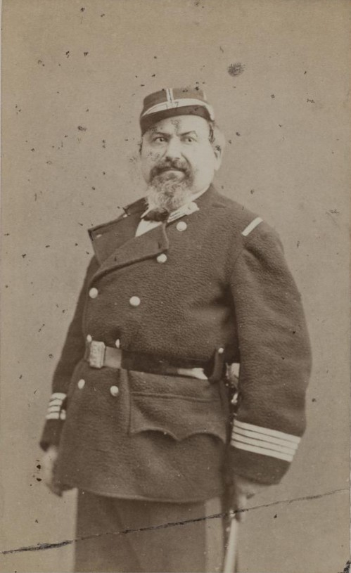 Louis Brunereau (1816-1880) Marchand de fourrures,membre de la Commune, colonel. Photographie Emile Robert (source Musée Carnavalet)