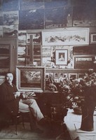 Ernest Hareux dans son atelier à Grenoble