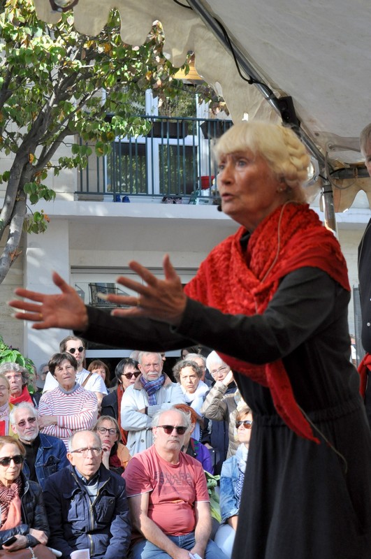 La pièce de théâtre "Le rendez-vous du 18 mars" joué à la fête de la Commune en septembre 2022