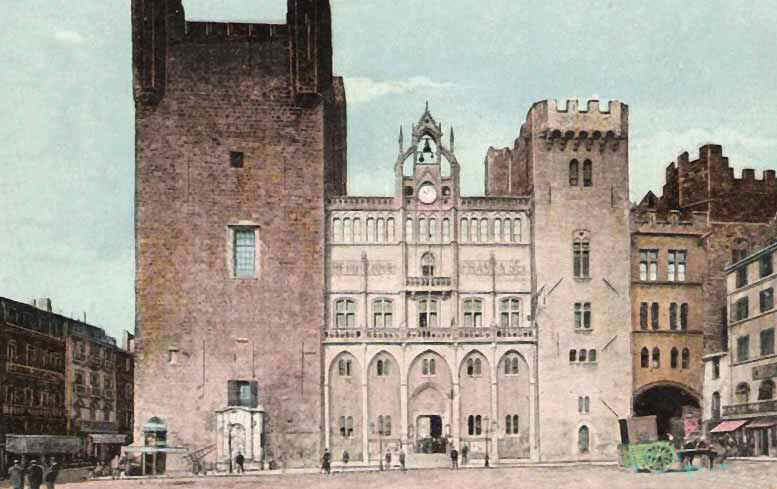 L’Hôtel de Ville de Narbonne vers 1900 (carte postale ancienne)