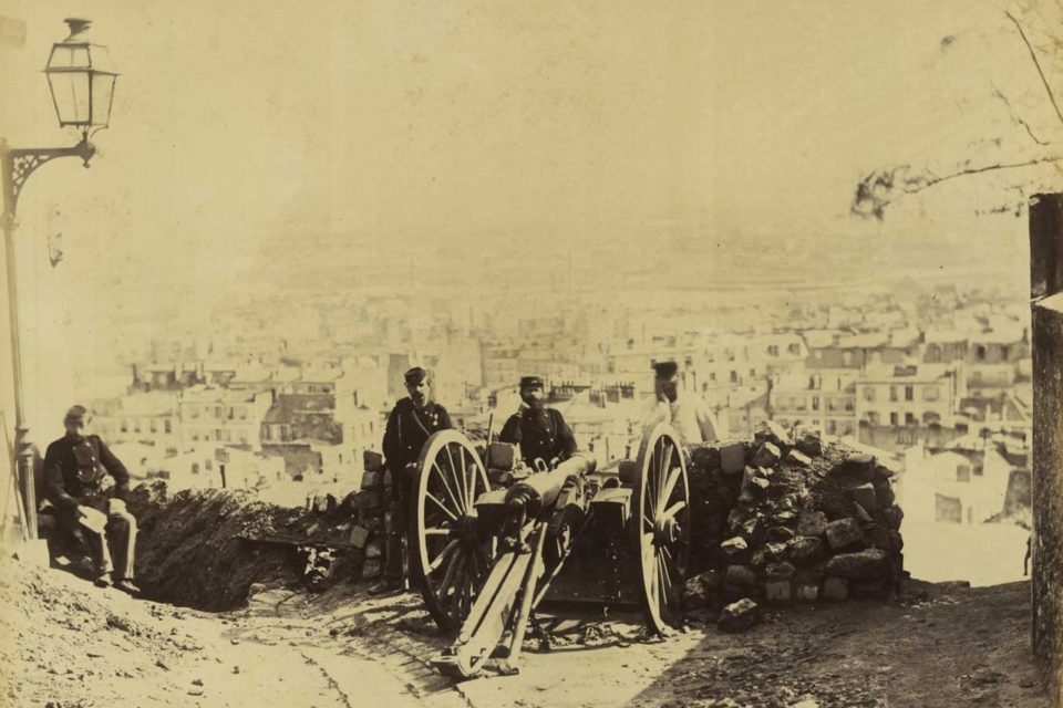 Montmartre le 18 mars 1871 - Les canons des parisiens sur la butte Montmartre