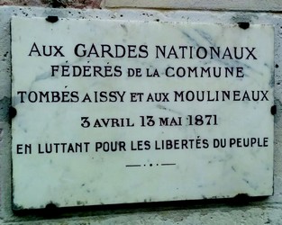 Plaque actuellement située à l’entrée du Fort d’Issy les Moulineaux.