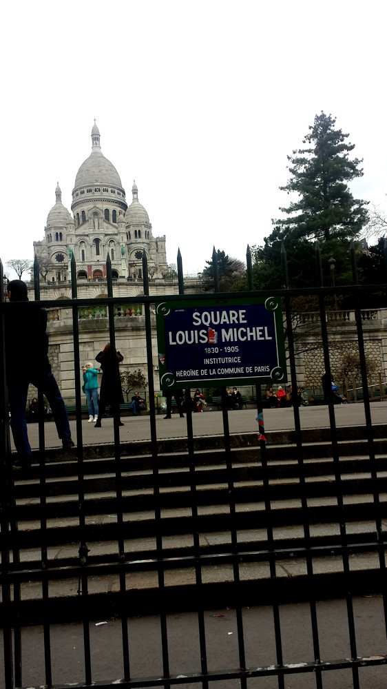 Square Louise Michel (pour honorer la Commune en 2004) 