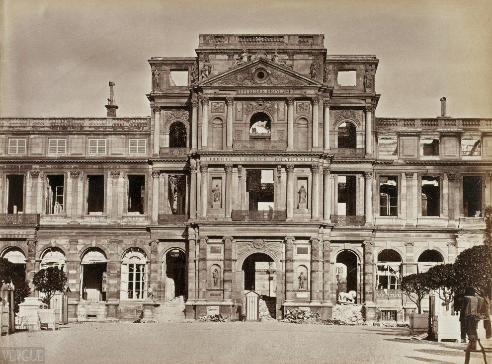 Photo d'Albert Liebert : Commune de Paris 1871, Palais des Tuileries incendiés  (source : © Musée Carnavalet – Histoire de Paris)